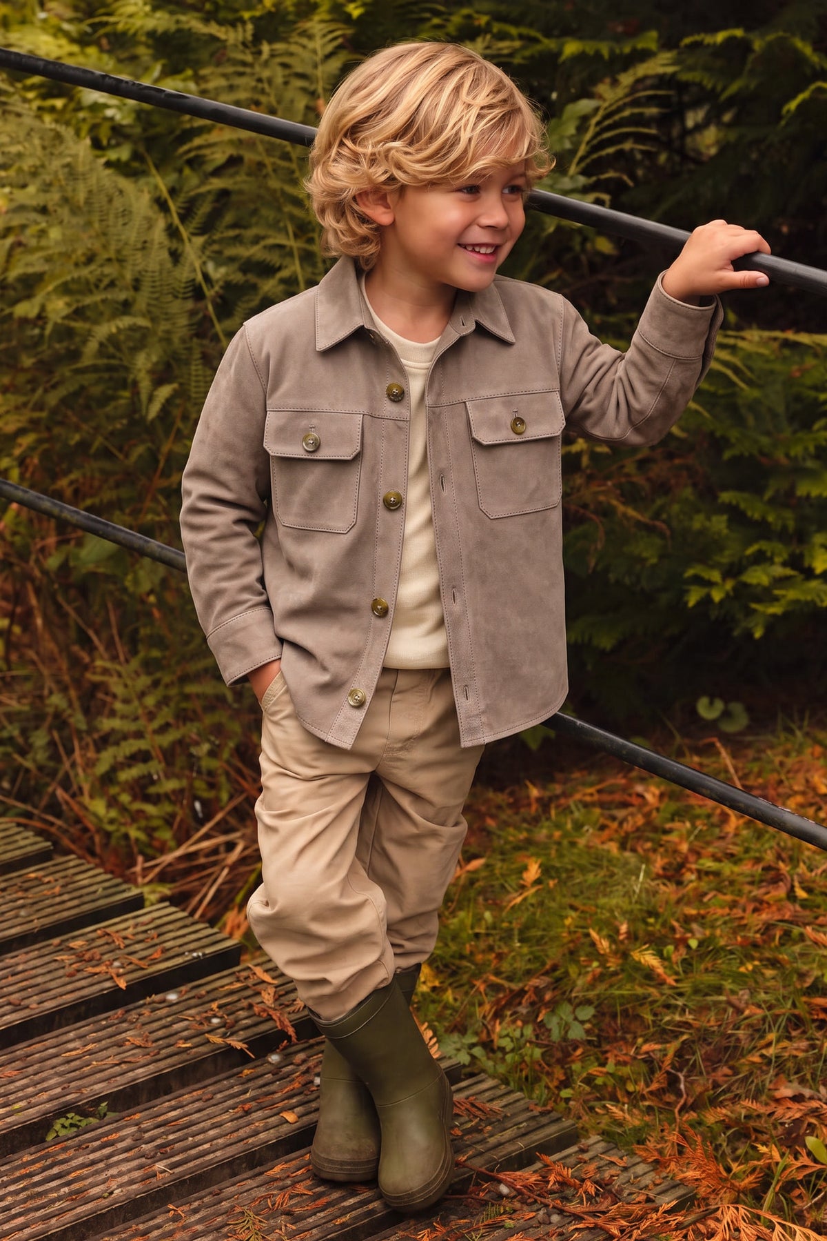 Adrien Jungen Overshirt aus Wildleder – Vison