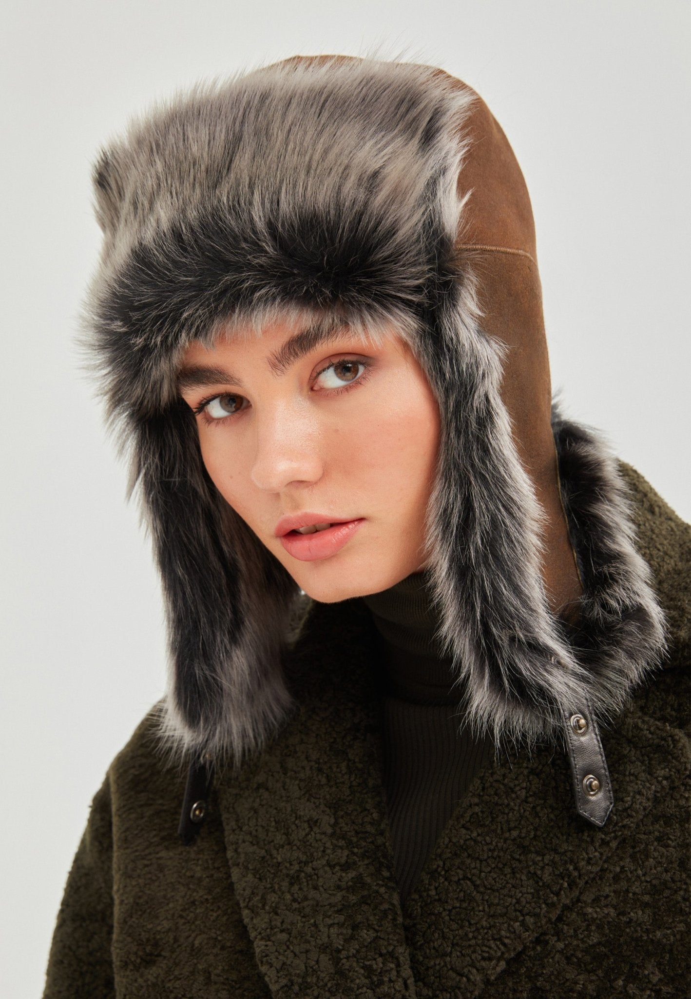 Everest Unisex Shearling Trapper Winter Hat - Khaki